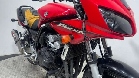 Yamaha FZS FAZER 600 2003 19K NON RUNNING PROJECT BIKE 600CC 9