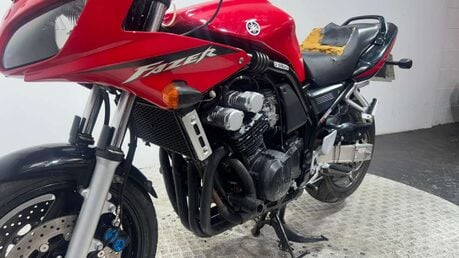 Yamaha FZS FAZER 600 2003 19K NON RUNNING PROJECT BIKE 600CC 6