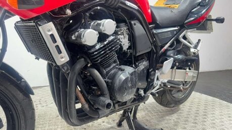 Yamaha FZS FAZER 600 2003 19K NON RUNNING PROJECT BIKE 600CC 11