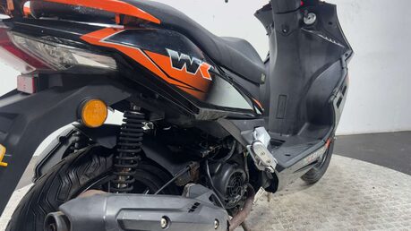 WK Bikes SX 2021 ONLY 8K RUNNING PROJECT SCOOTER 125CC 17