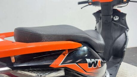 WK Bikes SX 2021 ONLY 8K RUNNING PROJECT SCOOTER 125CC 9