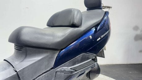 Suzuki Burgman AN 2003 25K NON RUNNING MAXI SCOOTER PROJECT 18