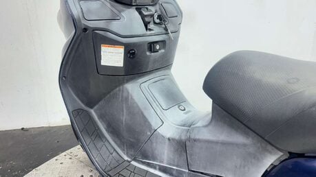 Suzuki Burgman AN 2003 25K NON RUNNING MAXI SCOOTER PROJECT 12