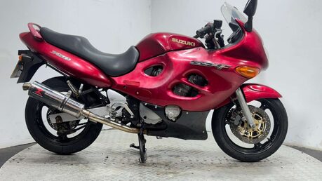 Suzuki GSX 2000 31K GOOD RUNNING SPORTS TOURER PROJECT BIKE 1