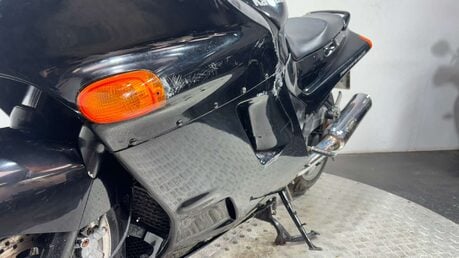 Kawasaki ZZR 1992 37K GOOD RUNNING PROJECT BIKE 23