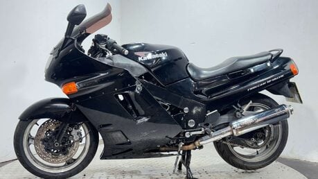 Kawasaki ZZR 1992 37K GOOD RUNNING PROJECT BIKE 2