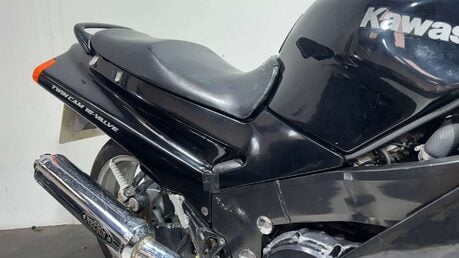 Kawasaki ZZR 1992 37K GOOD RUNNING PROJECT BIKE 18