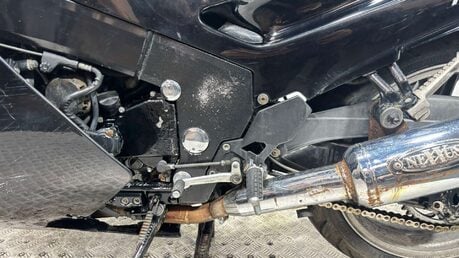 Kawasaki ZZR 1992 37K GOOD RUNNING PROJECT BIKE 11