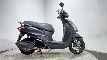 Yamaha Delight 2018 NON RUNNING PROJECT BIKE SCOOTER 125CC 1