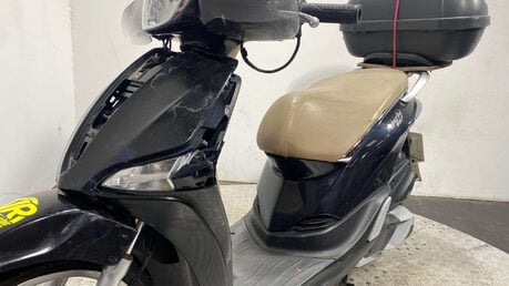 Piaggio Liberty 2020 37K NON RUNNING PROJECT SCOOTER 13