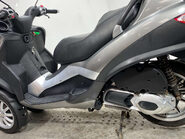 Piaggio MP3 2012 17