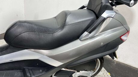 Piaggio MP3 2012 19