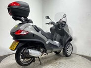 Piaggio MP3 2012 2