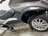 Piaggio MP3 2012 22