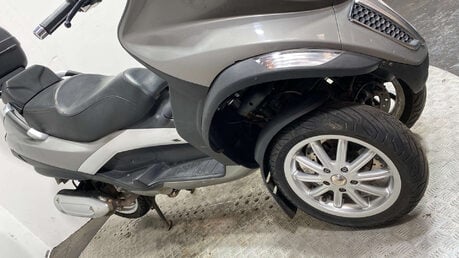 Piaggio MP3 2012 22