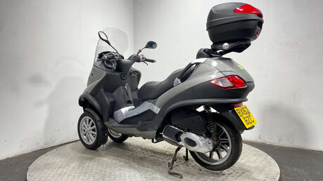 Piaggio MP3 2012 3