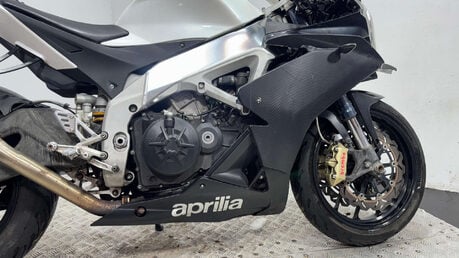Aprilia RSV4 999 R 2011 31K RUNNING PROJECT SPORTS BIKE 9