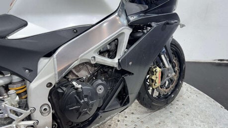 Aprilia RSV4 999 R 2011 31K RUNNING PROJECT SPORTS BIKE 26