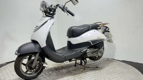 SYM Allo 2012 non running project scooter bike 125cc 5