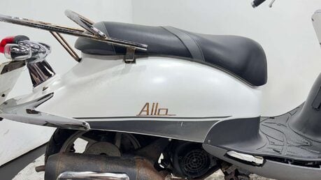 SYM Allo 2012 non running project scooter bike 125cc 13