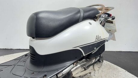 SYM Allo 2012 non running project scooter bike 125cc 15