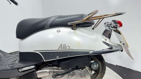 SYM Allo 2012 non running project scooter bike 125cc 16