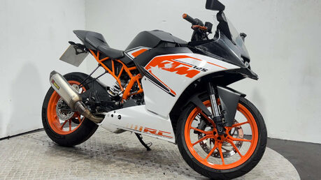 KTM RC 125 2017 16K NON RUNNING PSORTS PROJECT BIKE 125CC 5