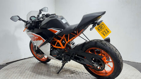 KTM RC 125 2017 16K NON RUNNING PSORTS PROJECT BIKE 125CC 4
