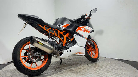 KTM RC 125 2017 16K NON RUNNING PSORTS PROJECT BIKE 125CC 3