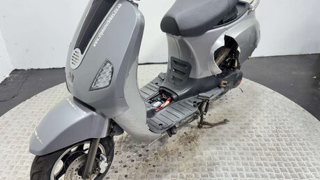 Herald Motor Co Vogue 2015 RUNNING PROJECT SCOOTER DAMAGED 50CC 16