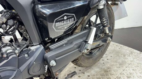 Lexmoto Michigan 125 Roadster/Retro Petrol Manual Euro 4 (10 ps) 14
