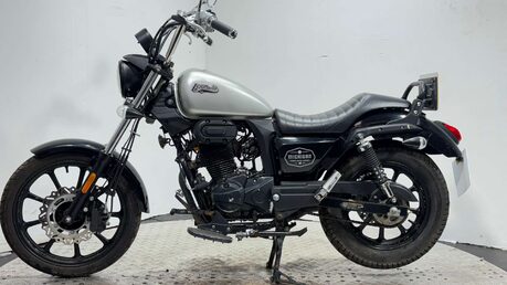 Lexmoto Michigan 125 Roadster/Retro Petrol Manual Euro 4 (10 ps) 3