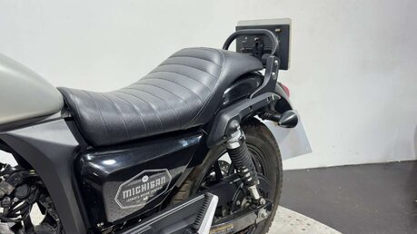 Lexmoto Michigan 125 Roadster/Retro Petrol Manual Euro 4 (10 ps) 17