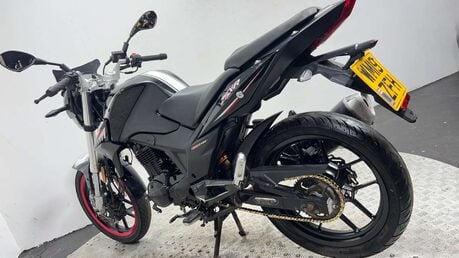 Lexmoto ZSX 2019 NON RUNNING PROJECT BIKE 125CC SPORT 3