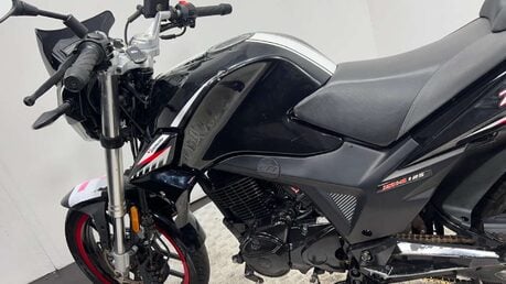 Lexmoto ZSX 2019 NON RUNNING PROJECT BIKE 125CC SPORT 21