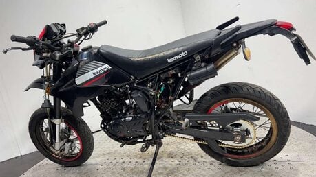 Lexmoto Adrenaline 2017 SUPER MOTO 4K PROJECT ENDURO 125CC 2