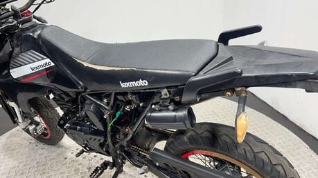 Lexmoto Adrenaline 2017 SUPER MOTO 4K PROJECT ENDURO 125CC 14