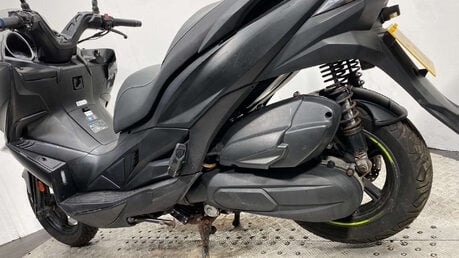 Kawasaki J300 300 ABS MAXI SCOOTER 2016 16K RUNNING PROJECT 16