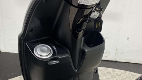 Yamaha Delight 2014 8K GOOD RUNNING LIGHT PROJECT SCOOTER BIKE 17