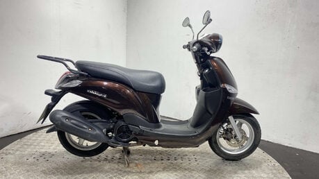 Yamaha Delight 2014 8K GOOD RUNNING LIGHT PROJECT SCOOTER BIKE 1