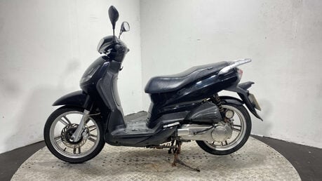 Peugeot Tweet 2011 19K NON RUNNING PROJECT SCOOTER BIKE 125CC 4