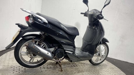 Peugeot Tweet 2011 19K NON RUNNING PROJECT SCOOTER BIKE 125CC 2