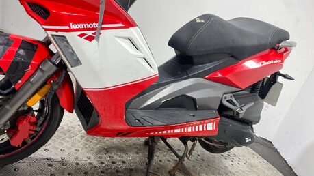 Lexmoto Diablo 2020 13K NON RUNNING 125CC PROJECT SCOOTER BIKE 22