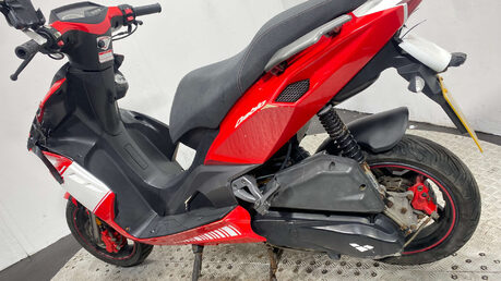 Lexmoto Diablo 2020 13K NON RUNNING 125CC PROJECT SCOOTER BIKE 16