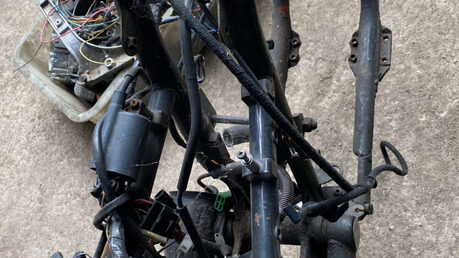 Suzuki GS 1991 PARTS BIKE 20K ROLLING CHASSIS CLASSIC 19