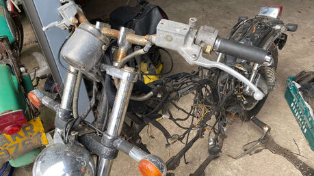 Suzuki GS 1991 PARTS BIKE 20K ROLLING CHASSIS CLASSIC 25