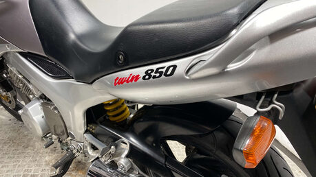 Yamaha TDM 2000 22K NEW MOT VERY CLEAN COMMUTER 850CC 19