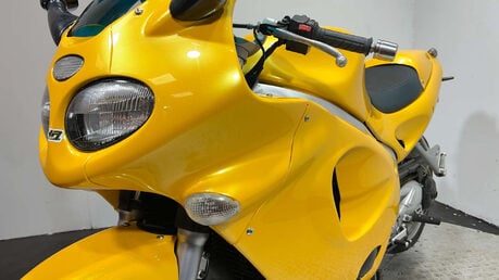 Triumph Sprint 2002 47k RUNNING PROJECT BIKE 955CC 23