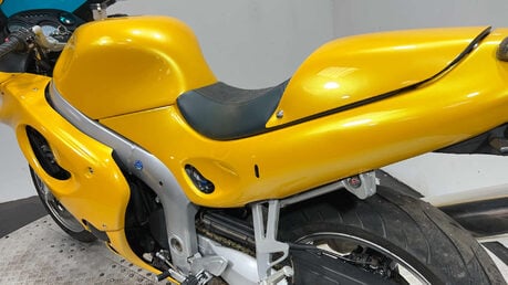Triumph Sprint 2002 47k RUNNING PROJECT BIKE 955CC 18