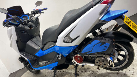 Lexmoto Chieftan 2018 NON RUNNING MAXI SCOOTER PROJECT BIKE 125CC 13